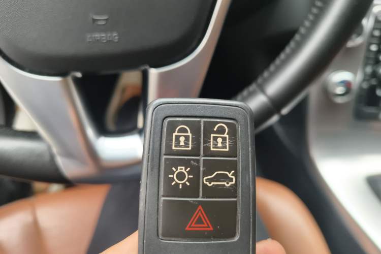 Used Volvo S60 2017 S60L T3 Smart Upgrade Edition
