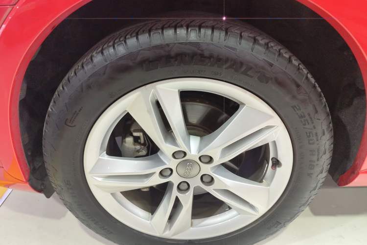 Used Audi Q3 2016 30 TFSI Fashion Model
