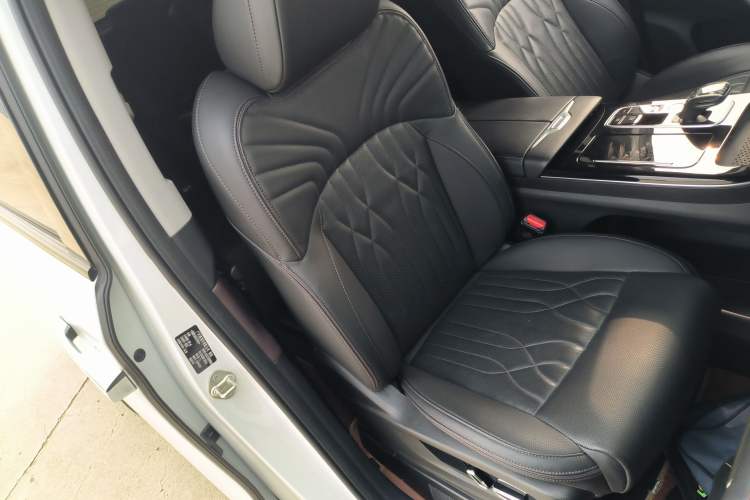 Used GAC Trumpchi M8 2024 Master Series Super Hybrid Edition