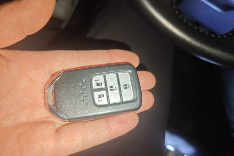 Used Honda Elysion 2016 2.4L Supreme Edition
