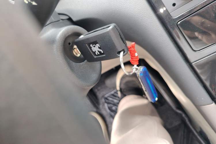 Used Peugeot 408 2013 2.0L Automatic Comfort Edition