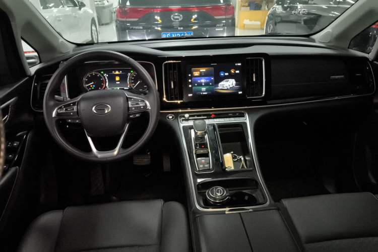 Used GAC Trumpchi M8 2023 Lingxiu Series 390T Luxury Edition Center Console