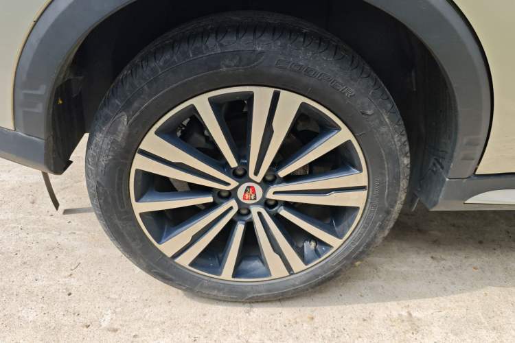 Used Roewe RX5 2020 20T Automatic 4G Connected Million Edition
