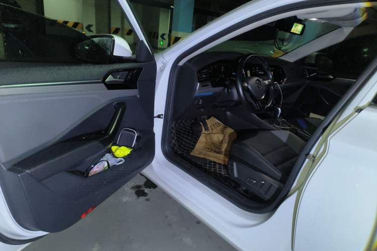 Used Volkswagen Sagitar 2020 280TSI DSG Comfort Version China VI Standard Driver Seat