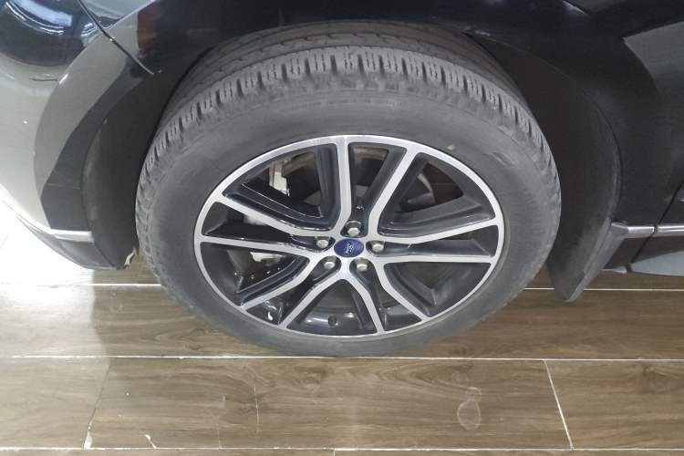 Used Ford Edge 2020 EcoBoost 245 Two-Wheel Drive Titanium 7-Seater