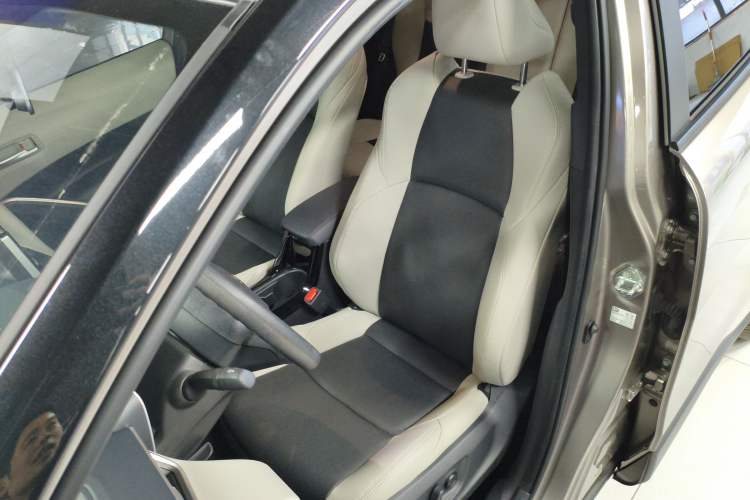 Used Toyota FRONTLANDER 2022 2.0L CVT Luxury PLUS Edition
