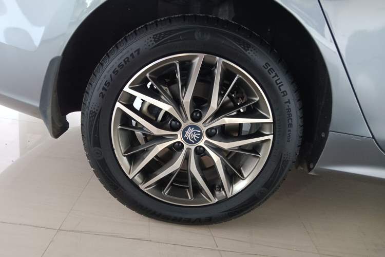 Used BYD Qin PLUS 2024 Honor Edition EV 420KM Leading Model
