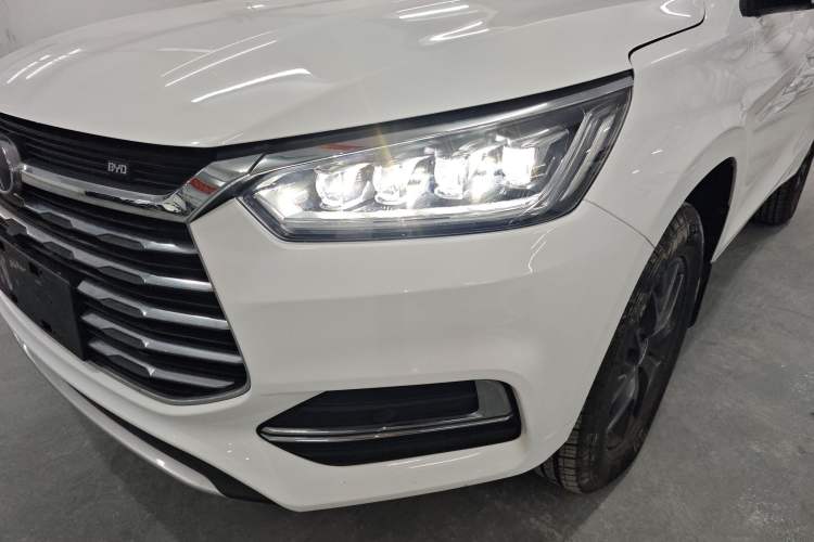 Used BYD Song 2021 Classic Edition 1.5T Automatic Elite Model
