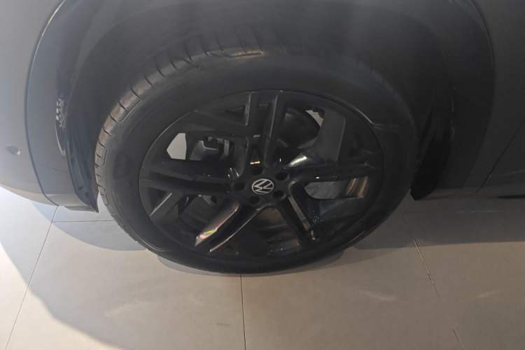 Used Volkswagen Teramont 2025 Tiguan Pro 450TSI Four-Wheel Drive Summit Edition
