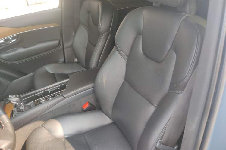 Used Volvo XC90 2019 T6 Zhiyi Edition 7-Seater China VI Standard