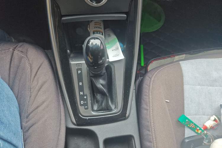 Used Hyundai Elantra (5th Generation / Langdong) 2012 1.6L Automatic Leading Model
