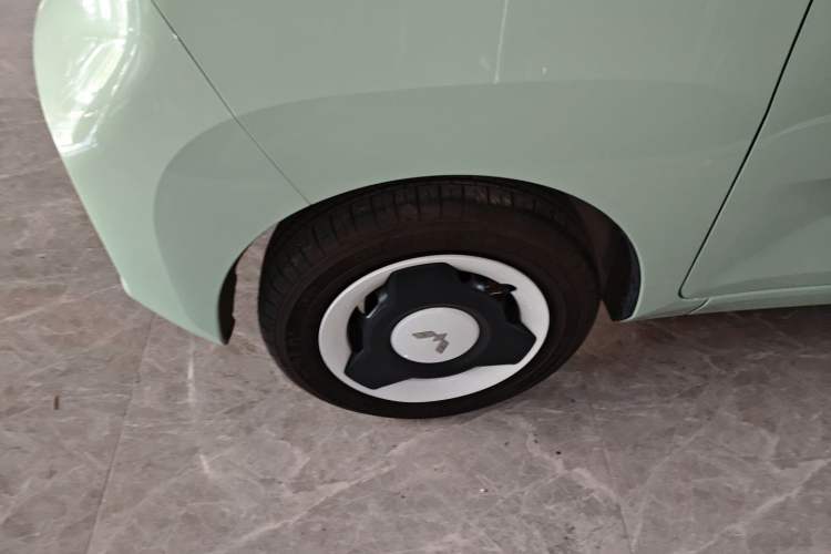 Used Wuling Hongguang MINIEV 2021 Macaron Premium Model – Lithium Iron Phosphate