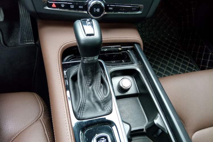 Used Volvo S90 2020 Facelifted T5 Zhiyi Luxury Edition
