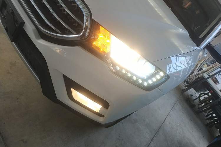 Used Haval H6 Coupe 2015 Blue Label 2.0T Automatic Two-Wheel Drive Prestige Model
