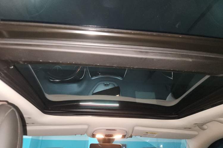 Used Jeep Cherokee 2019 2.0T 2WD Enjoyment Edition China V