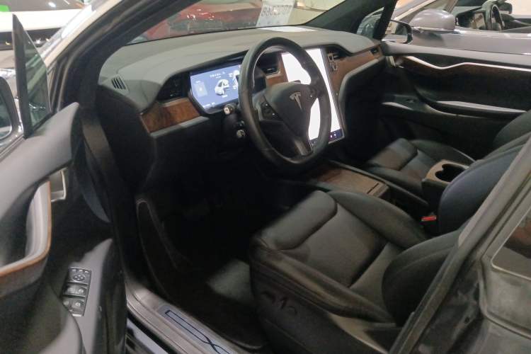 Used Tesla Model X 2019 Long-Range Version