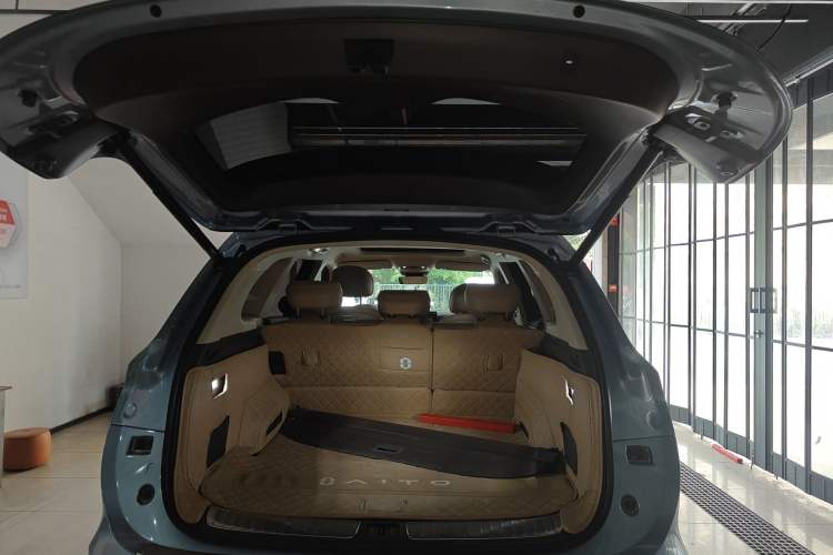 Used Hima AITO M7 2024 1.5T Intelligent Drive Rear-Drive Ultra Version 5 Seats