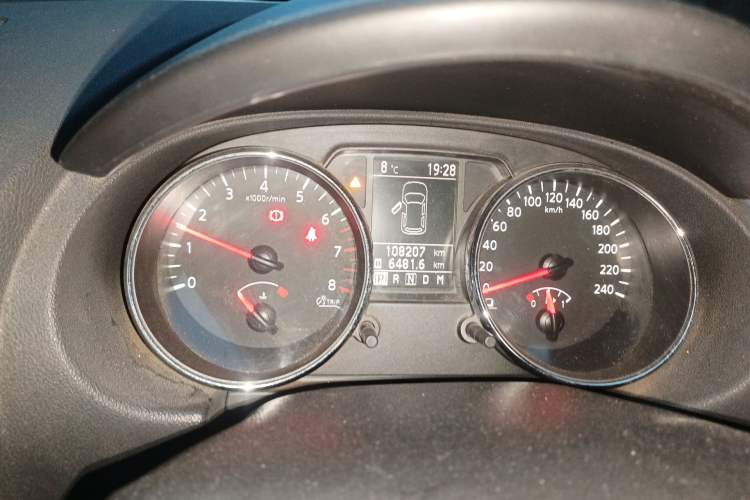 Used Nissan Qashqai 2011 2.0 XV Lea CVT 2WD
