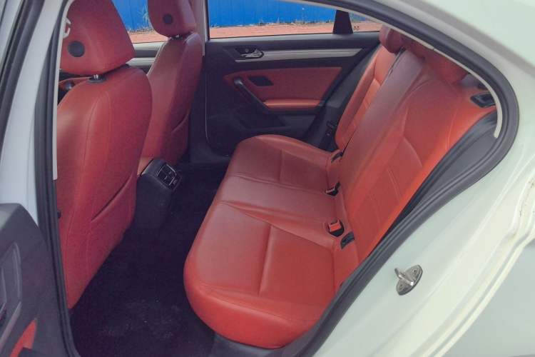 Used Volkswagen Lamando 2019 230TSI DSG Fashion Edition China VI