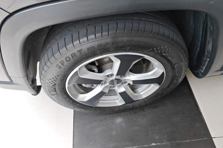 Used Jeep Compass 2017 200T Automatic Comfort Edition