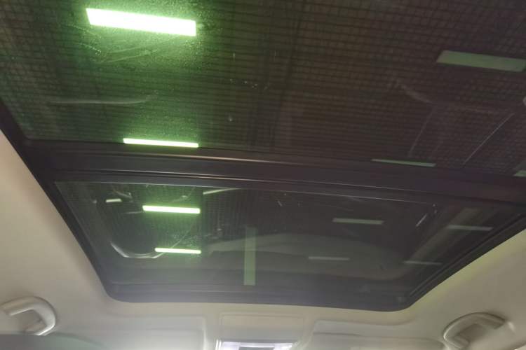 Used Volkswagen Passat 2023 330TSI Starry Luxury Edition
