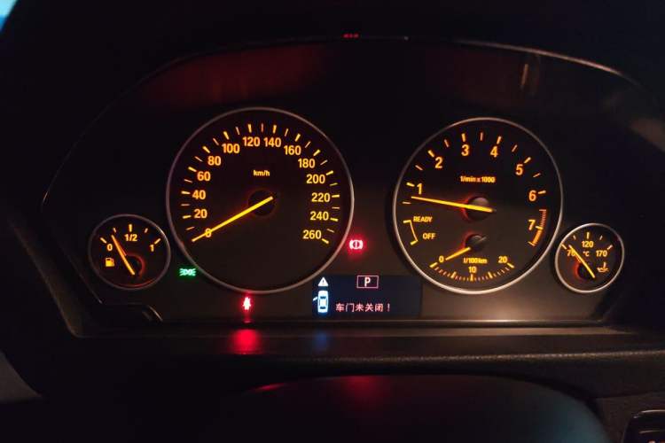 Used BMW 3 Series 2014 320i Active Edition