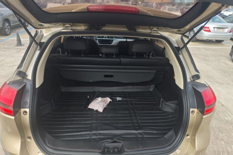 Used Geely Auto Emgrand X7 Sport 2016 2.0L Manual Smart Connect Version