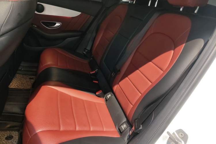 Used Mercedes-Benz GLC Coupe 2020 GLC 260 4MATIC Coupe SUV
