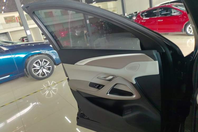 Used BYD Song Pro New Energy 2024 HONOR Edition DM-i 110KM Excellence Model