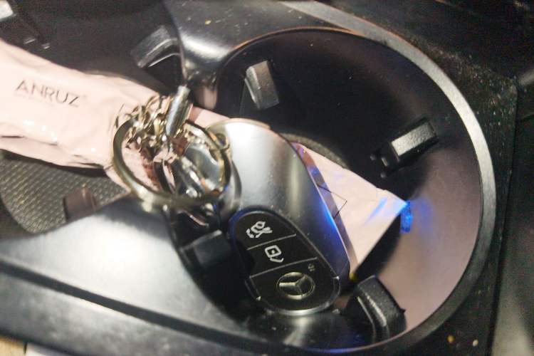 Used Mercedes-Benz C-Class 2022 Restyled C 260 L Sport Edition Vehicle Key