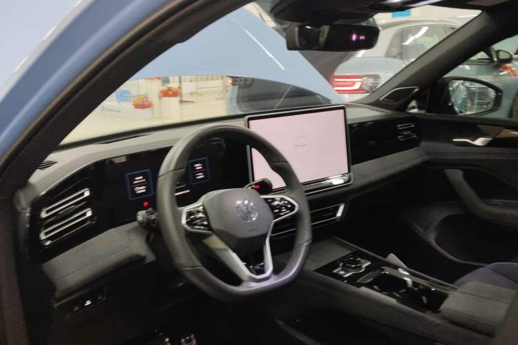 Used Volkswagen Tiguan L 2024 PRO 380TSI Four-Wheel Drive R-Line Prestige Edition