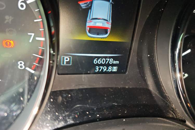 Used Nissan Qashqai 2017 2.0L CVT Elite Edition China V Standard Odometer Close Up