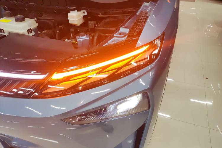 Used Venucia VX6 2023 520 Pro
