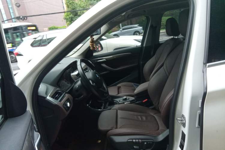 Used BMW X1 2018 sDrive18Li Luxury Model