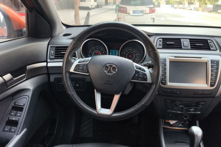 Used BAIC Senova X65 2015 2.0T Automatic Elite Model
