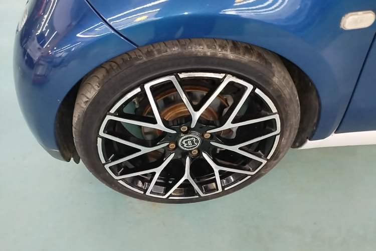 Used smart fortwo 2015 1.0L 52 kW hardtop Dynamic version
