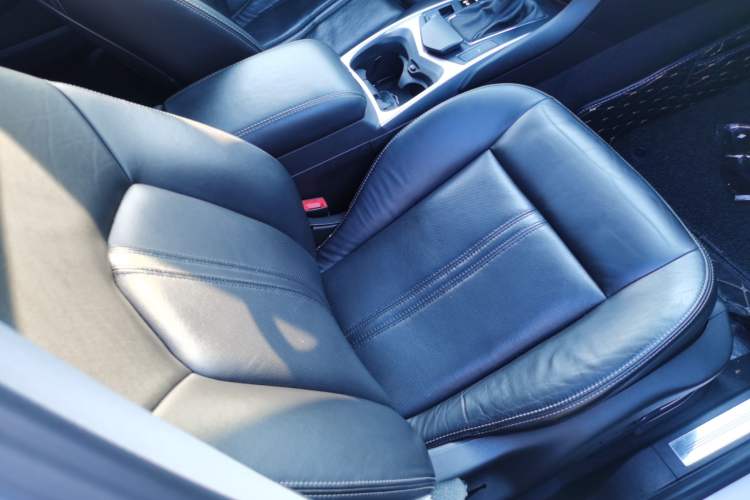 Used Cadillac SRX 2015 3.0L Elite Model