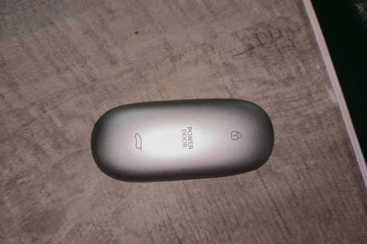 Used Li Auto MEGA 2025 Home Family Special Edition
