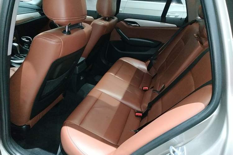 Used BMW X1 2013 sDrive18i Fashion Model