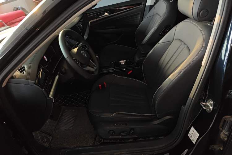 Used Volkswagen Passat 2024 380TSI Dragon Edition