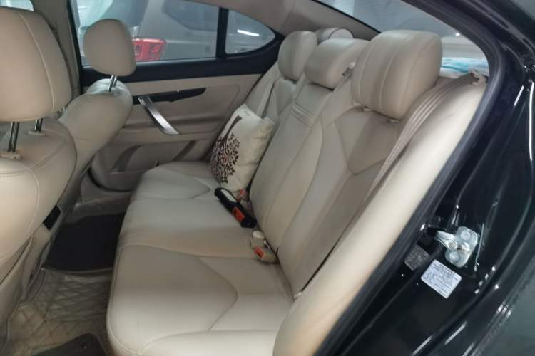 Used CHANGAN Raeton 2014 1.8T Automatic Elite Anniversary Edition China IV Standard