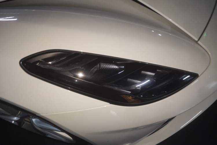 Used Lotus EMIRA 2021 2.0T DCT First Edition
