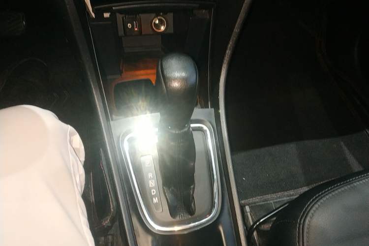 Used Suzuki Alivio 2015 1.6L Automatic Enjoyment Model
