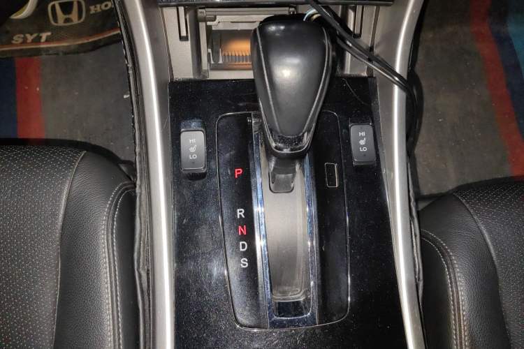 Used Honda Accord 2016 2.4L Luxury Edition Gear Lever