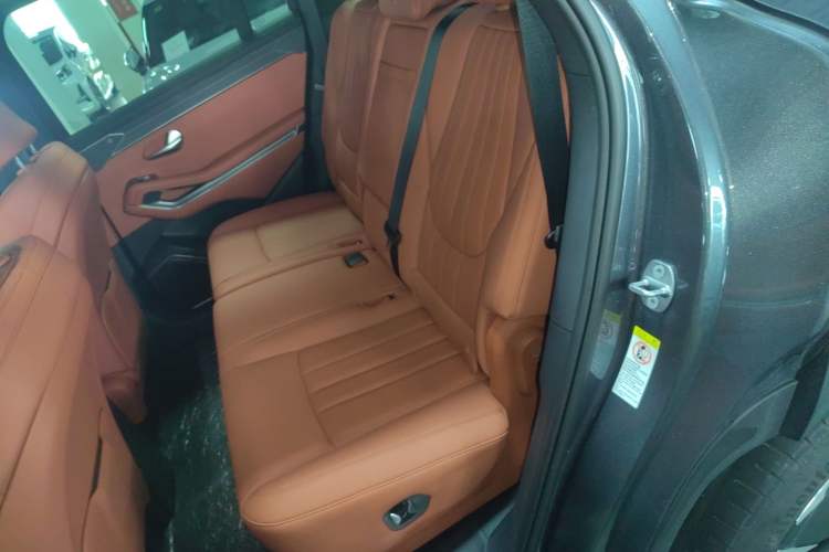 Used BYD Tang L 2025 EV 600KM All-Wheel-Drive LiDAR Flagship Model