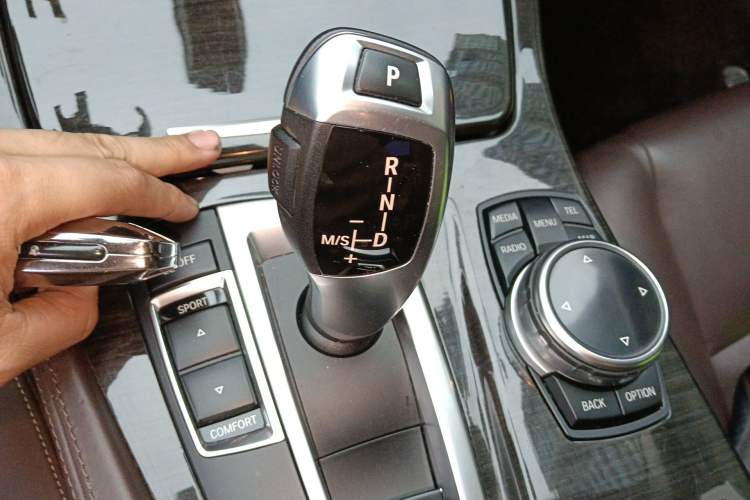 Used BMW 5 Series 2014 525Li Luxury Design Package