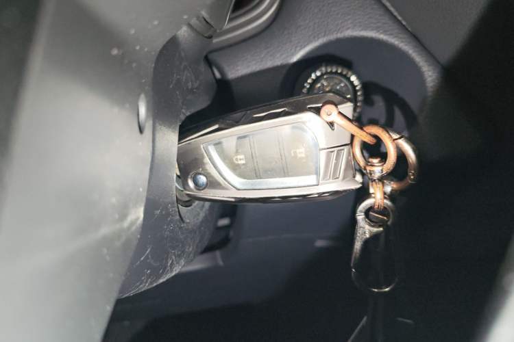 Used Toyota FRONTLANDER 2024 2.0L CVT Elite Edition
