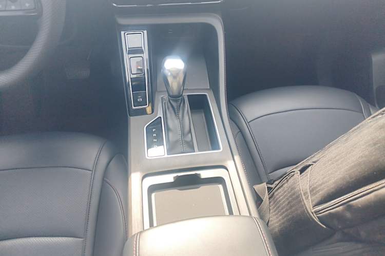 Used Roewe i5 2023 1.5L CVT Luxury Edition