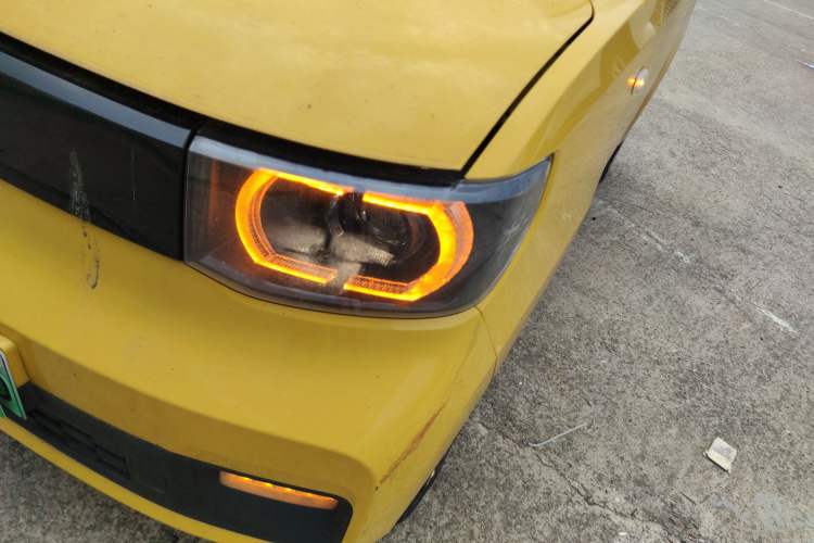 Used Wuling Hongguang MINIEV 2021 Macaron Premium Model – Lithium Iron Phosphate