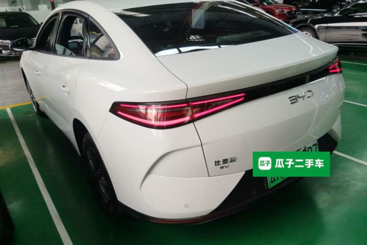 Used BYD e7 2025 Model 520 Smart Travel Edition